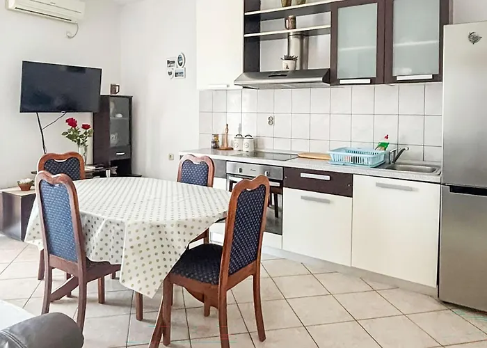 Apartament Pet Friendly In With Wifi Nečujam